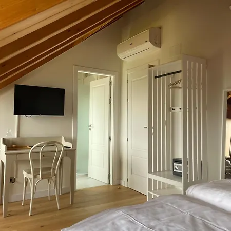 Boutique Esencial Hotel *