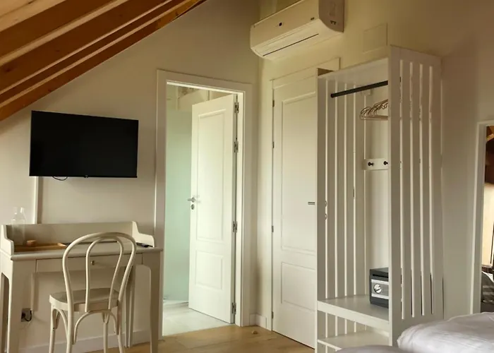 Boutique Esencial Rural Hotel *